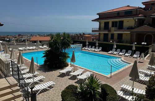Tortoreto Lido Apartment | La Piazzetta