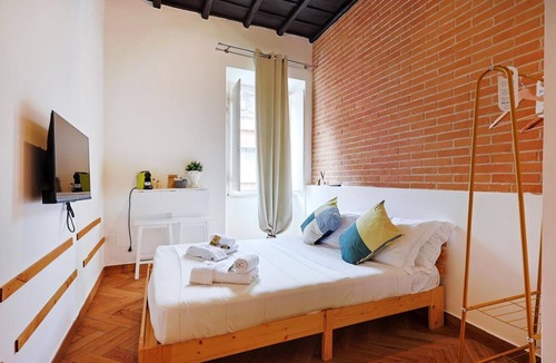 Civitavecchia Bed & Breakfast | La Posada - Camera 1 by Rentbeat
