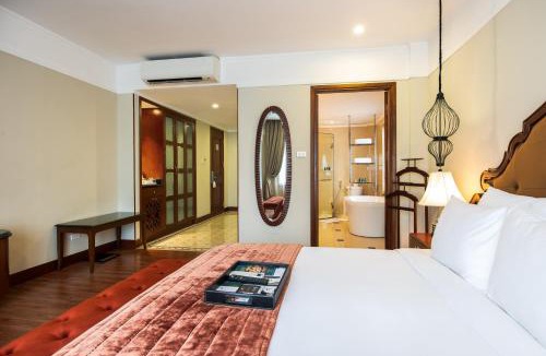 Hang Buom Hotel | La Siesta Classic Ma May
