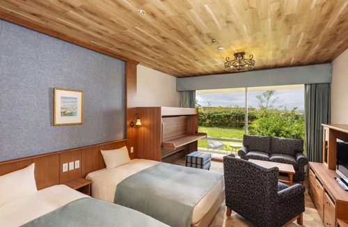 Yokosuka Hotel | La Vista Yokosuka Kannonzaki Terrace