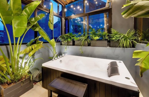 Old Quarter Hotel | Lafrika Homestay