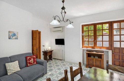 Lacco Ameno House | Lamia Resi
