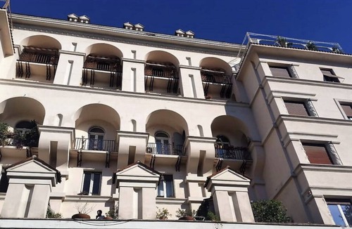 San Giovanni House | Large and bright flat in San Giovanni /up to 6