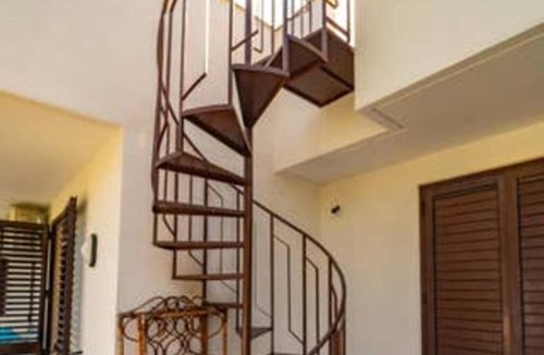 Mattinata House | Large apartment by the sea 4