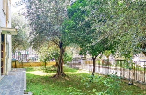 Zona I Val Melaina Apartment | LARGE STUDIO VIMERCATI