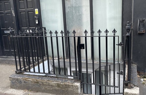 Somers Town Apartment | Large StudioFlat in heart of Camden market