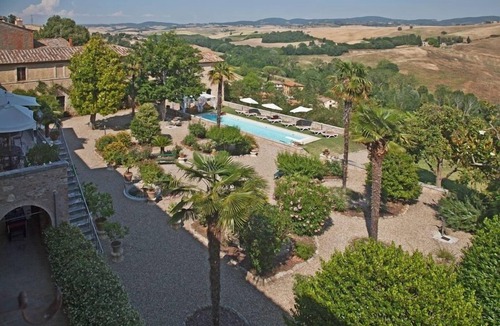 San Giovanni d'Asso Villa | Large vacation villa rental in San Giovanni d'Asso