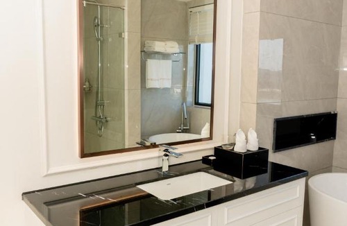 Yen Bai Hotel | Le Blanc Heritage Hotel