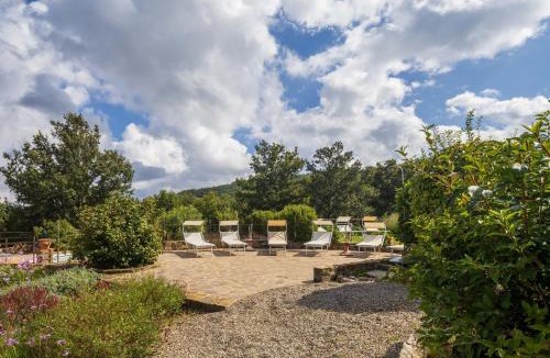 Seggiano Villa | Le Casaline by VacaVilla