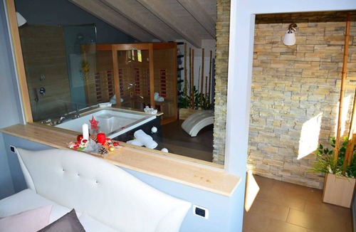 Grottaminarda Bed & Breakfast | Le Due Noci Bed and Breakfast