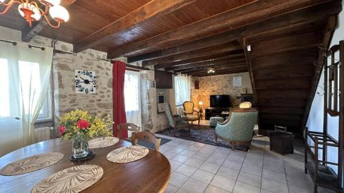 Saint-Junien House | Le gîte de nathye
