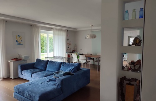 Pozzuoli Apartment | LE PLEIADI cozy apartment with garden, pets allowed