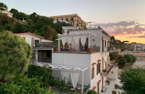 Posillipo Bed & Breakfast | Le Stanze di Sissi - Luxury Suites