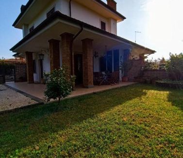 Capranica House | Le Tre Camelie