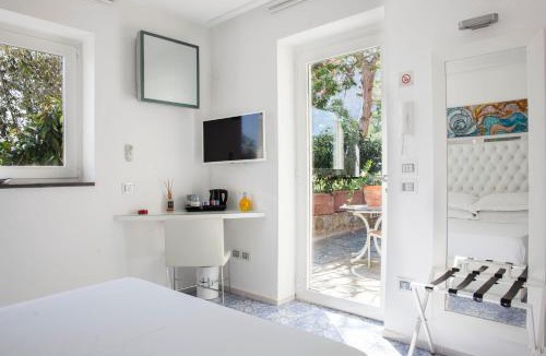 Marina Piccola Apartment | LHP Suite Superior Cottage Capri