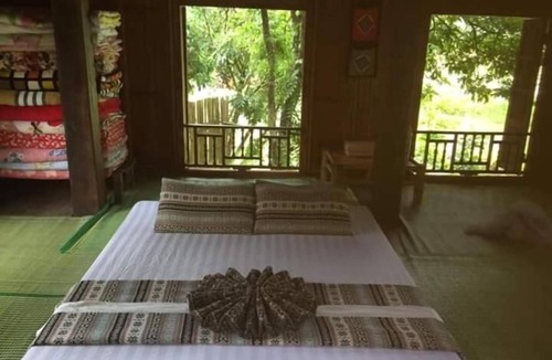 Lac Village Hostel | Linh Soi Homestay - Hostel