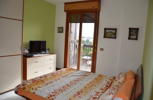 Zona XVI Torrenova House | Little Gardens. Tor Vergata, PTV, Metro C for Rome
