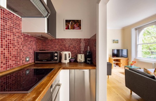 Lancaster Gate Apartment | Little Picnic in the Park - 1 Bedroom by Hyde Park