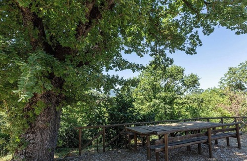 Lioni House | Lo specchio di Alice