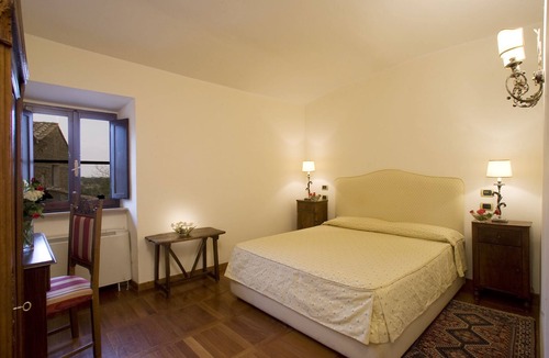 Sovana Hotel | Locanda della Taverna Etrusca