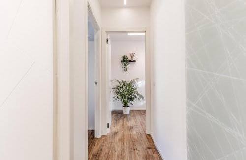 Quartiere XXIV Don Bosco Apartment | LoungeFloor Metro A Netflix & Wi-Fi