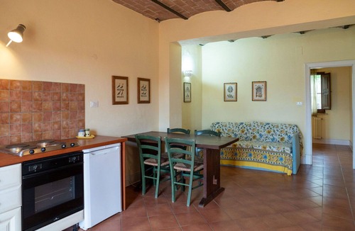 Villa Santa Maria Apartment | Lovely apartment for 4 guests with pool, A/C, WIFI, TV, balcony and pets allowed