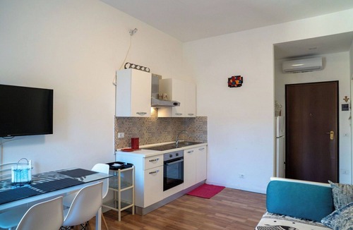 Termoli Apartment | Lovely apartment for 4 people with A/C, TV and balcony