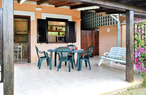 Fondi Apartment | Lovely apartment for 6 guests with A/C, WIFI, TV, terrace and pets allowed