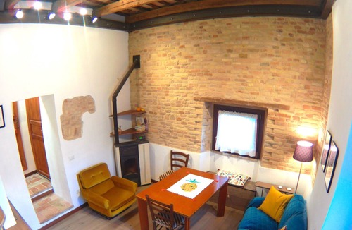 Recanati Old Town Apartment | Lovely apartment "Il pettirosso"