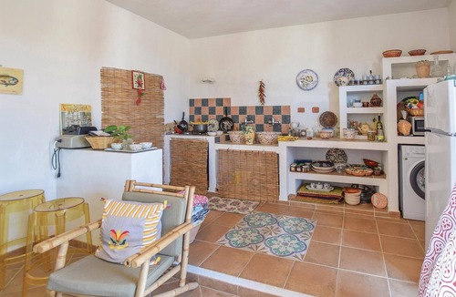 Brancaleone Marina Apartment | Lovely apartment in Brancaleone with house sea view