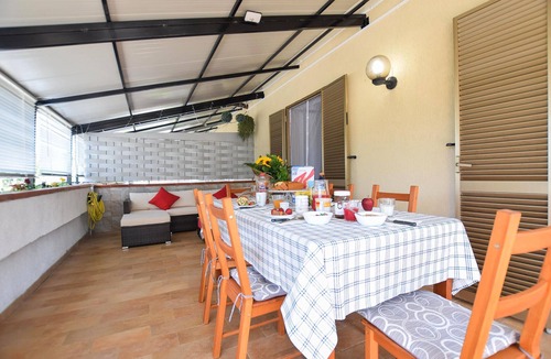 Perdifumo Apartment | Lovely apartment in Perdifumo with house sea view