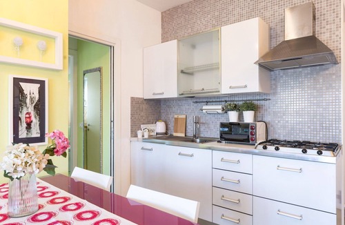 San Tommaso Tre Archi Apartment | Lovely apartment for 3 guests with WIFI, TV, terrace and pets allowed