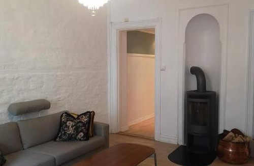Cam Le Apartment | Lovely apartment (Women only)