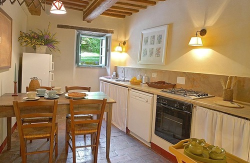Vivo dʼOrcia House | Lovely Artisan Tuscan Country House Walking Distance to Village - Pool & Wifi