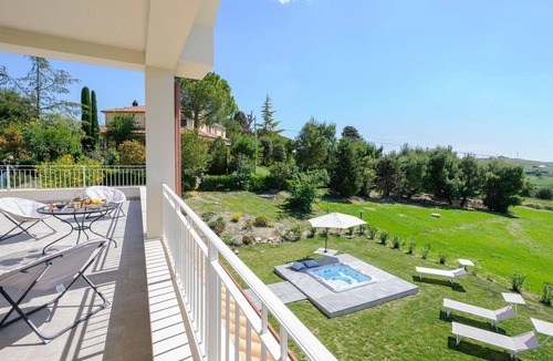 Appignano del Tronto House | Lovely home in Appignano del Tronto