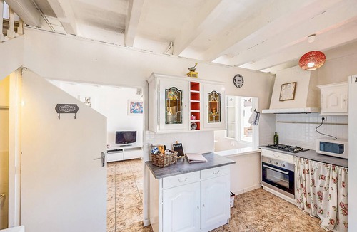Oradour-Fanais House | Lovely home in Oradour-Fanais with WiFi