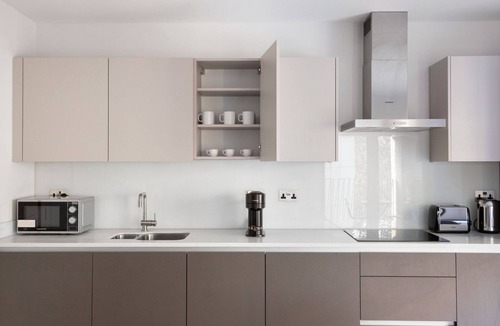 Waterloo Apartment | Lovely Southwark 2BR w/ Balcony, nr Tourist Attractions, by Blueground