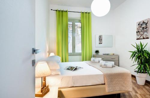 Sorrento Historic Centre Apartment | Loving Times Apartment