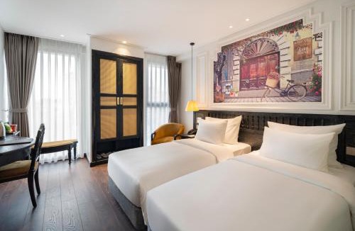 Truc Bach Hotel | Luxe Paradise Suites Hotel & Spa