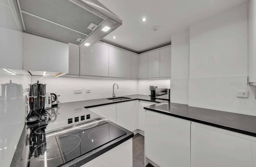 Brompton & Hans Town Apartment | Luxury 3-Bedroom apartment next to Harrods