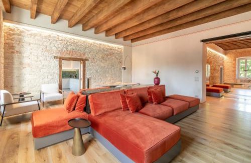 Peschiera del Garda City Centre Apartment | Luxury Apartment Peschiera