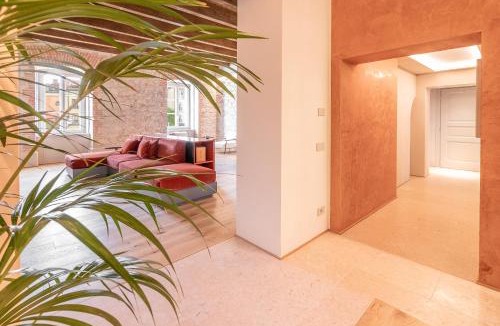 Peschiera del Garda City Centre Apartment | Luxury Apartment Peschiera