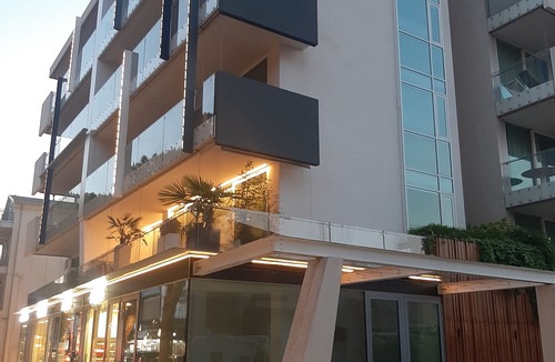 Lido di Jesolo Apartment | Luxury apartment with pool, spa, gym, shared pool and private terrace