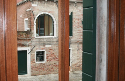 Dorsoduro Apartment | Luxury canal-side apartment in heart of Dorsoduro - Fully Inclusive Rates