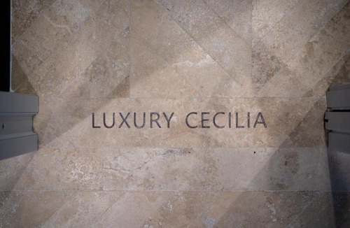 Tivoli House | Luxury Cecilia via Antonio del Re 9 Tivoli