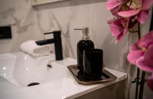 Tivoli House | Luxury Cecilia via Antonio del Re 9 Tivoli