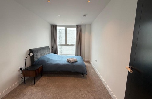 Kennington Apartment | Luxury modern 2 bedroom apartment near Vauxhall