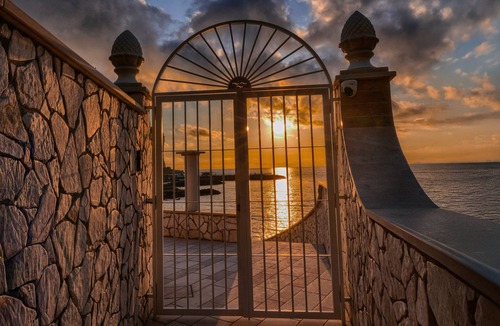 Pogerola Villa | Luxury seaside villa with Vesuvius view and direct beach access