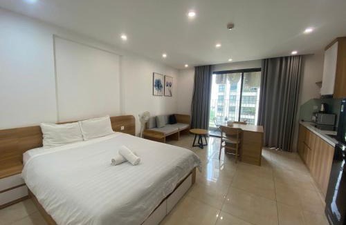 Trung Hoa Nhan Chinh Apartment | Luxury Vinhomes D'Capitale service apartment Hanoi - Martin Homes