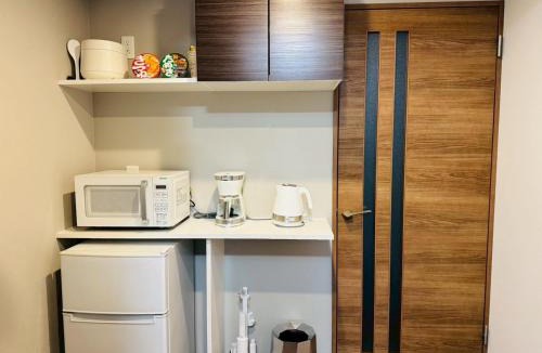 Hakata-ku Apartment | LuxurySweet博多駅南61 最大3,4人 博多駅車で5分 新築 条件付ペット宿泊可